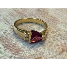 Rhodolite Garnet Diamond 14kt Gold Ring