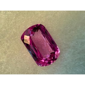 18.1ct Pink Topaz Gemtone