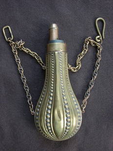 Powder Flask depicting Ornate Pattern: Powder Flask depicting Ornate Pattern