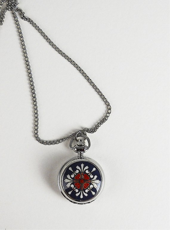 Stainless Steel Ladies' Pocketwatch W/painted Case: Lovely Stainless Steel Ladies's Pocket Watch With Painted Designed On Front Cover. There Is A Mirror Inside Perfect For Touching Up Makeup. The Watch Has A Quartz Movement And A Matching Stainless Ste