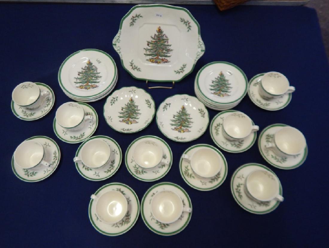 COLLECTION OF SPODE CHRISTMAS TREE DISHES (1 of 6)