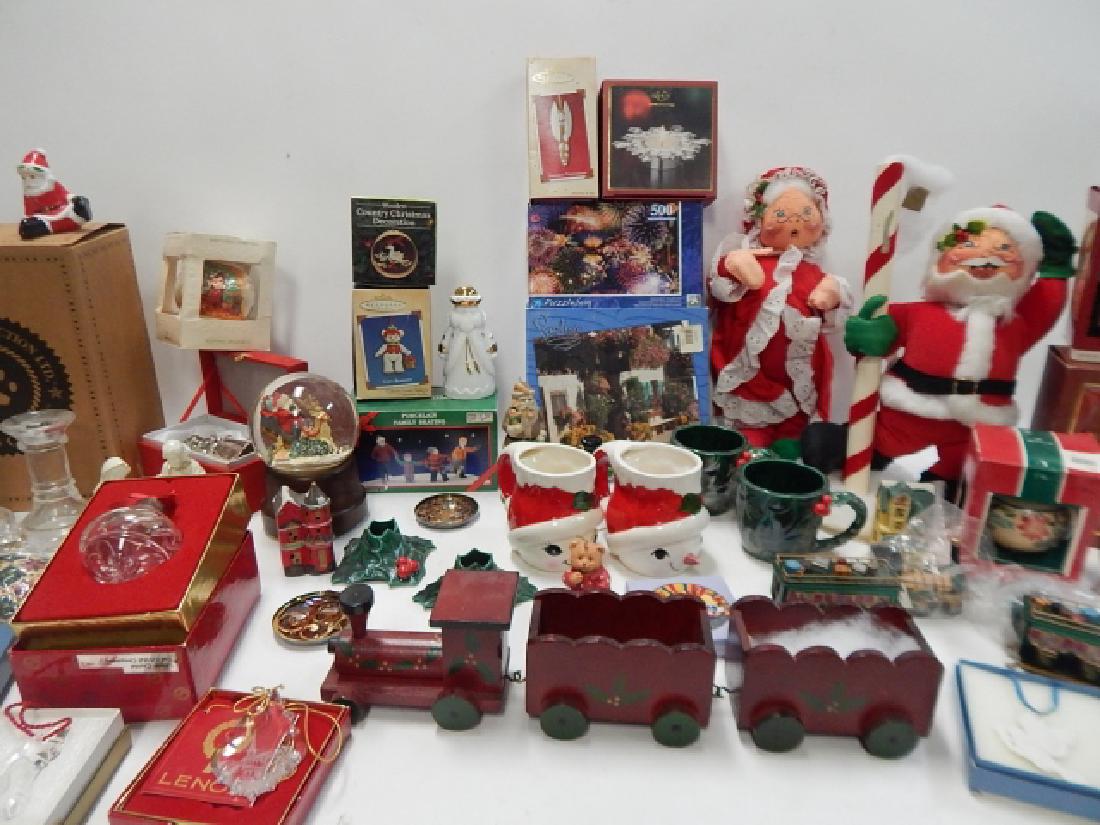 LARGE COLLECTION OF CHRISTMAS DECOR AND FIGURES (1 of 9)