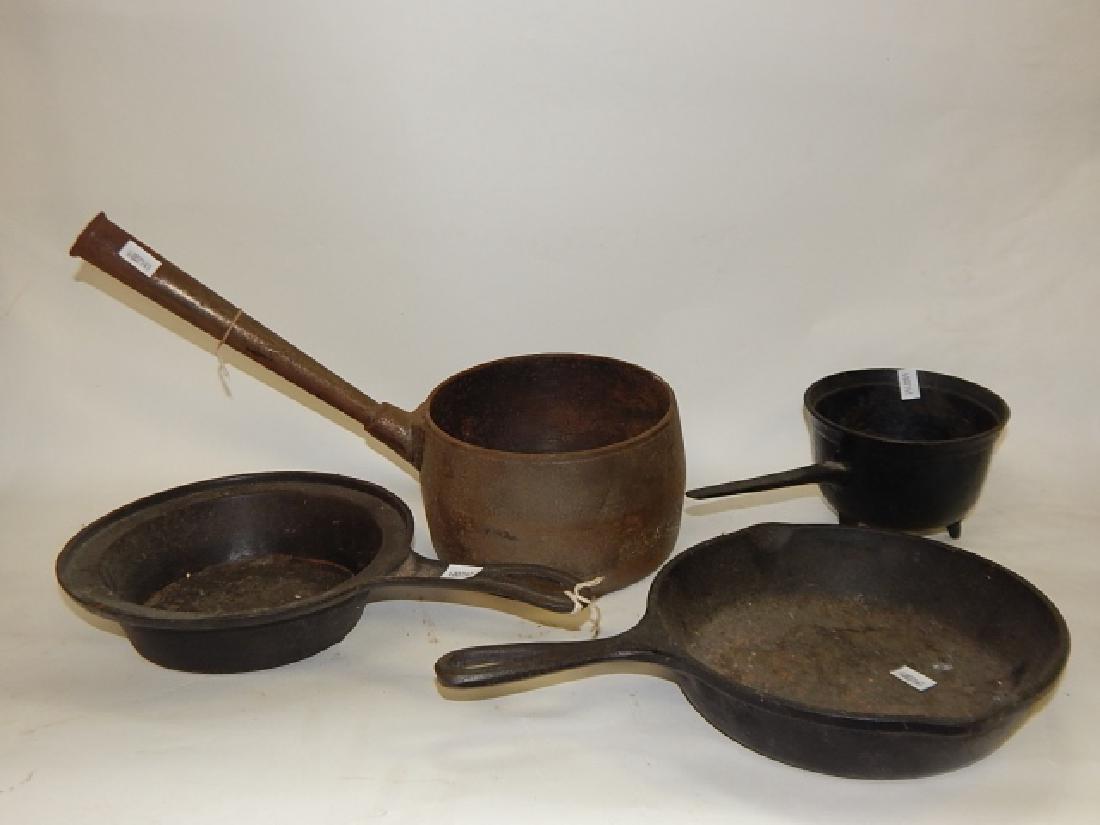 LOT OF FOUR COOKING PANS (1 of 7)