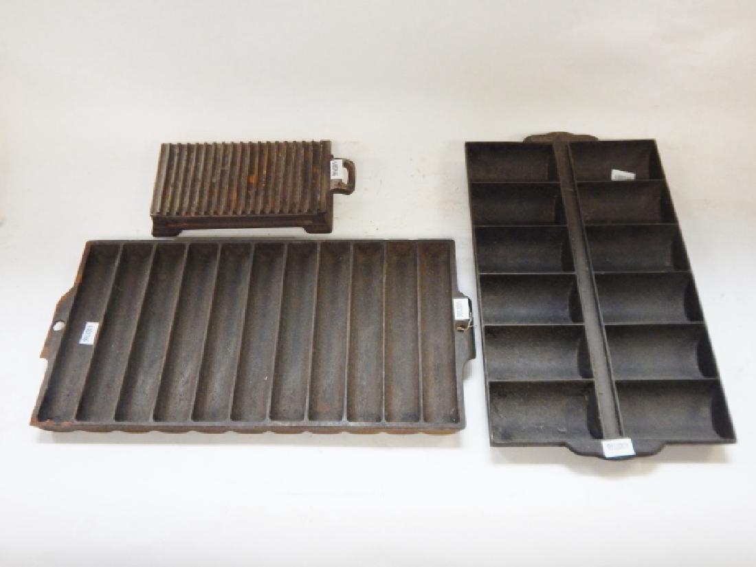 CAST IRON BREAD PANS AND PRESS (1 of 1)