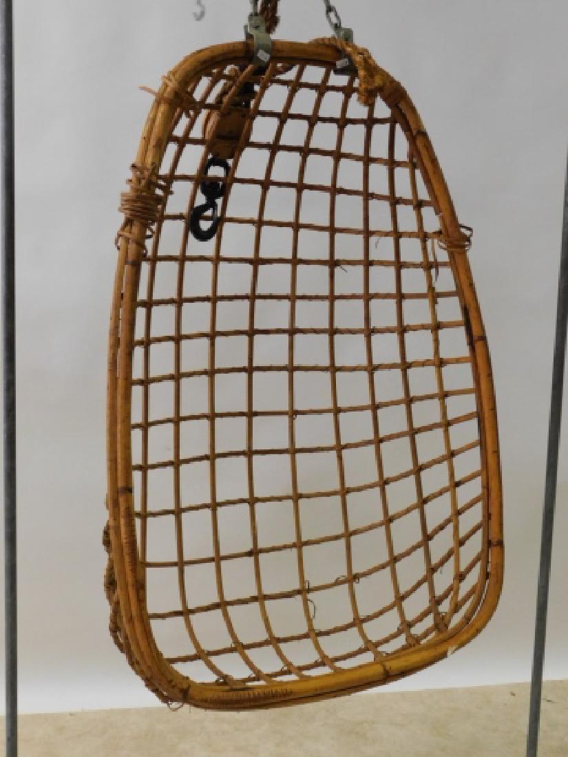 RATTAN HANGING CHAIR: HANGING CHAIR