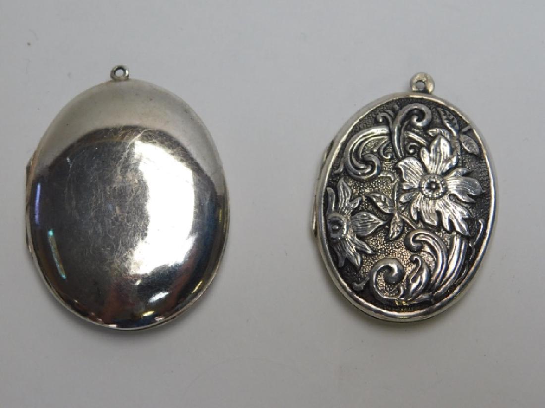 TWO STERLING SILVER LOCKETS: 0.8OZ 9.25