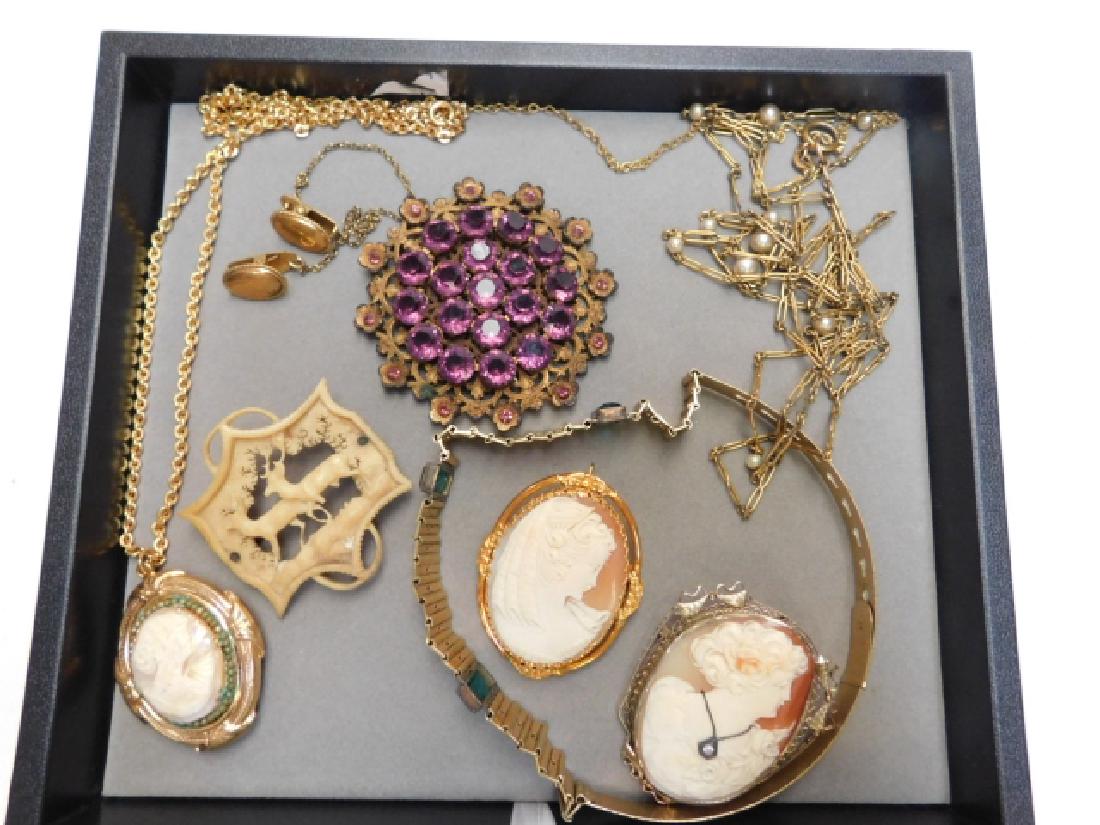 LOT OF VINTAGE JEWELRY: INCLUDES CAMEOS, CHOKER, PIN,