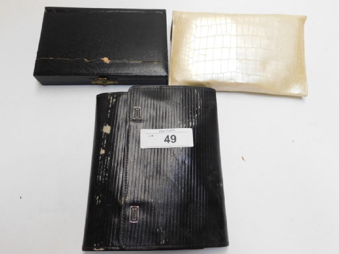 THREE VINTAGE MANICURE AND GROOMING SETS (1 of 8)