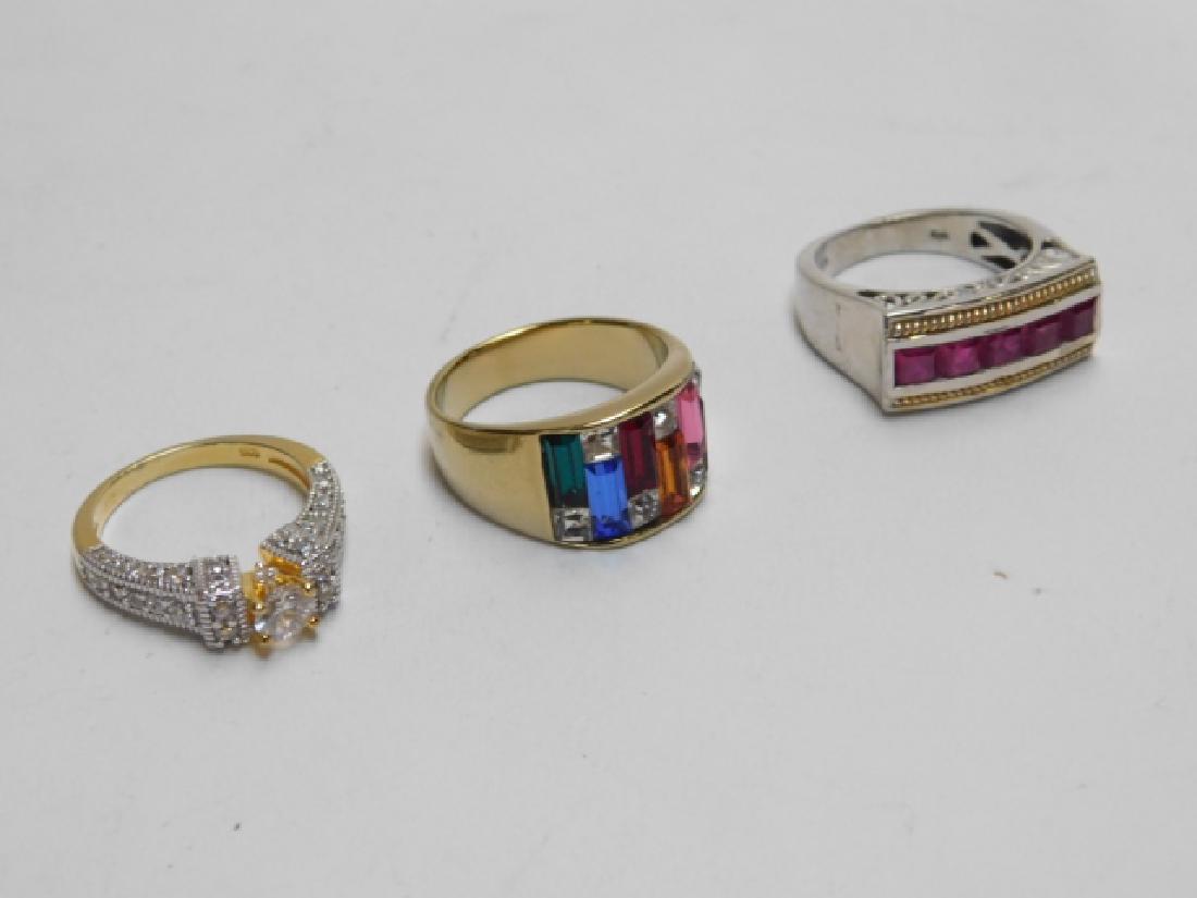 THREE STERLING SILVER RINGS (1 of 4)