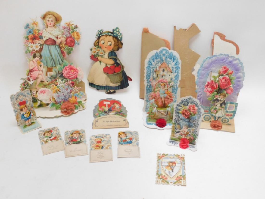 COLLECTION OF VICTORIAN CARDS: DIFFERENT SIZES