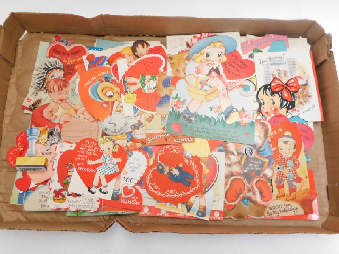 COLLECTION OF VALENTINES FROM THE 1940'S: DIFFERENT SIZES.
