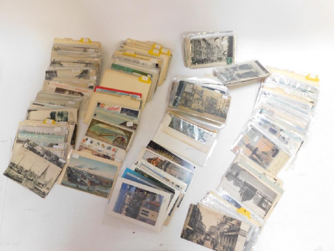 LARGE COLLECTION OF POSTCARDS (1 of 3)
