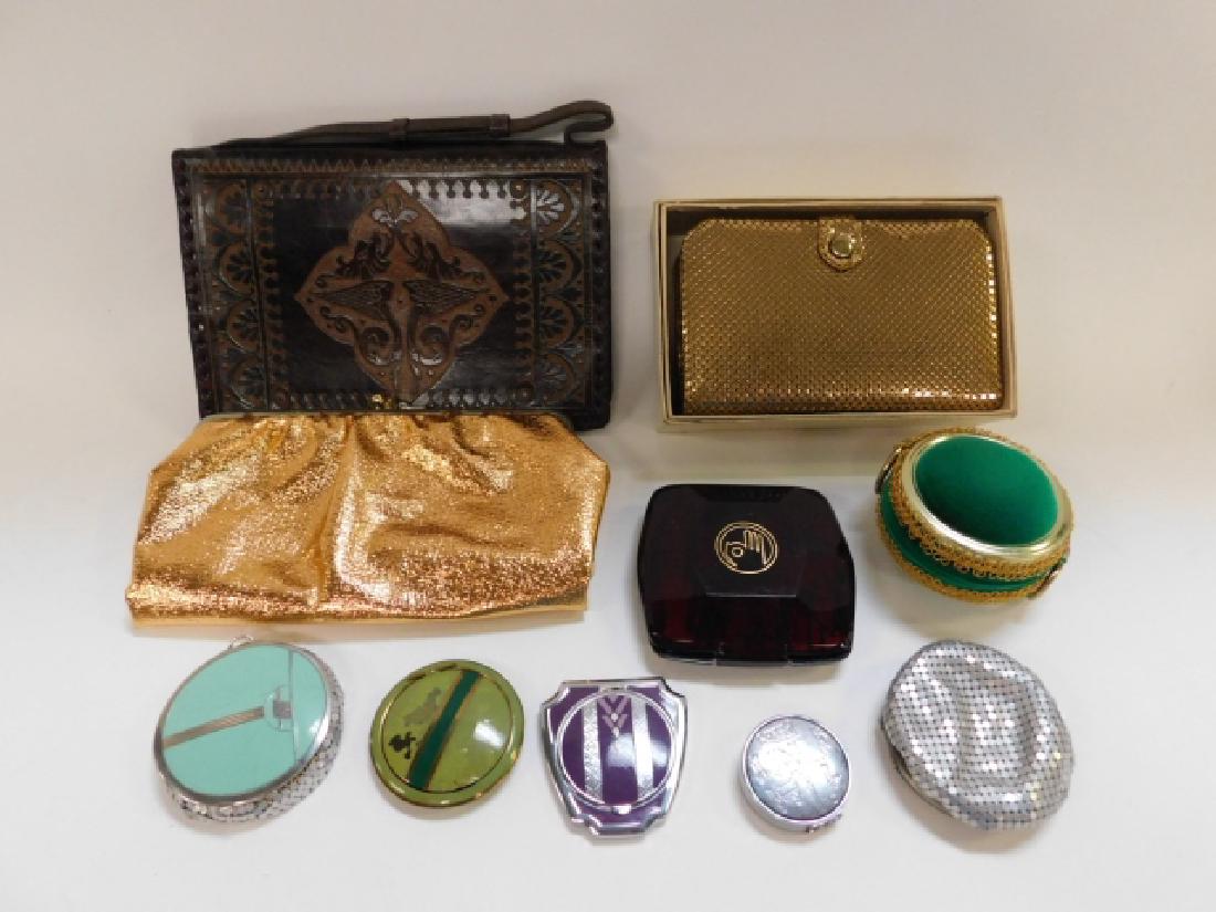 LOT OF PURSES AND COMPACTS (1 of 4)