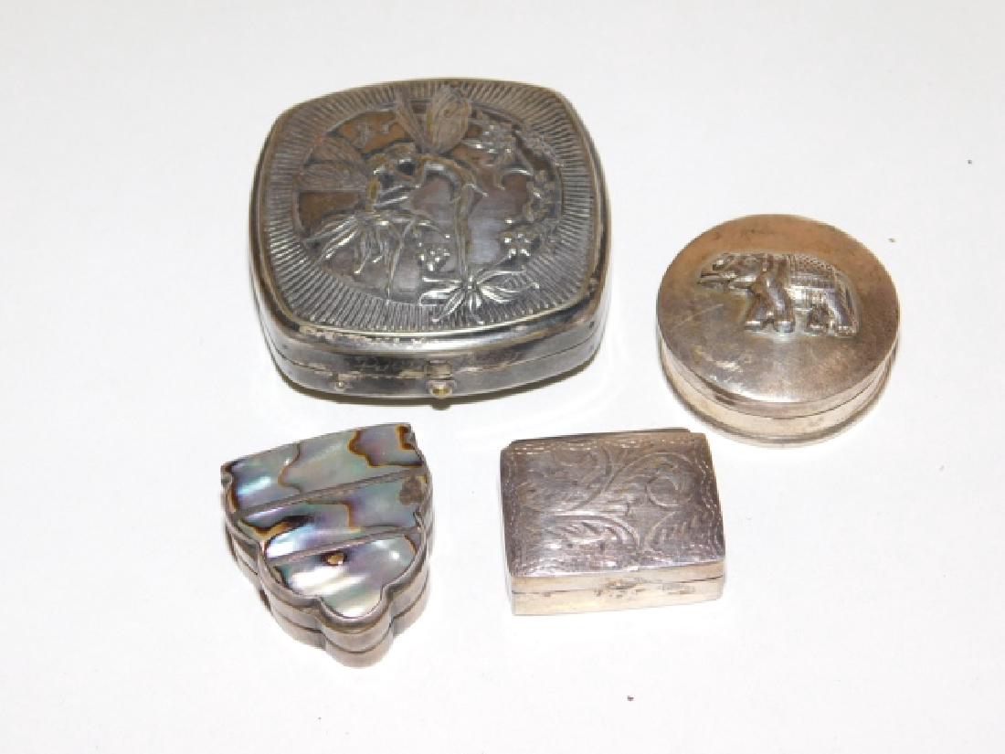 FOUR STERLING SILVER COMPACTS AND BOXES (1 of 2)