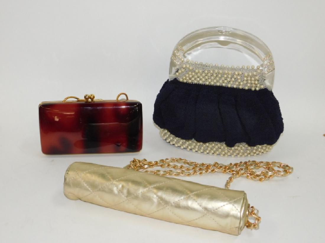 TWO PURSES AND TRAVEL UMBRELLA (1 of 6)