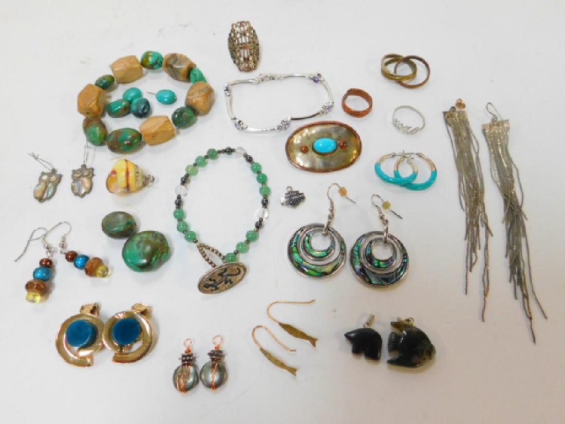 COLLECTION OF VINTAGE JEWELRY: PINS, PENDANTS, EARRINGS, RINGS, BRACELETS. ALSO INCLUDES JEWELRY PARTS SUCH AS BEADS TO ASSEMBLE YOUR OWN CLASSIC PIECE!