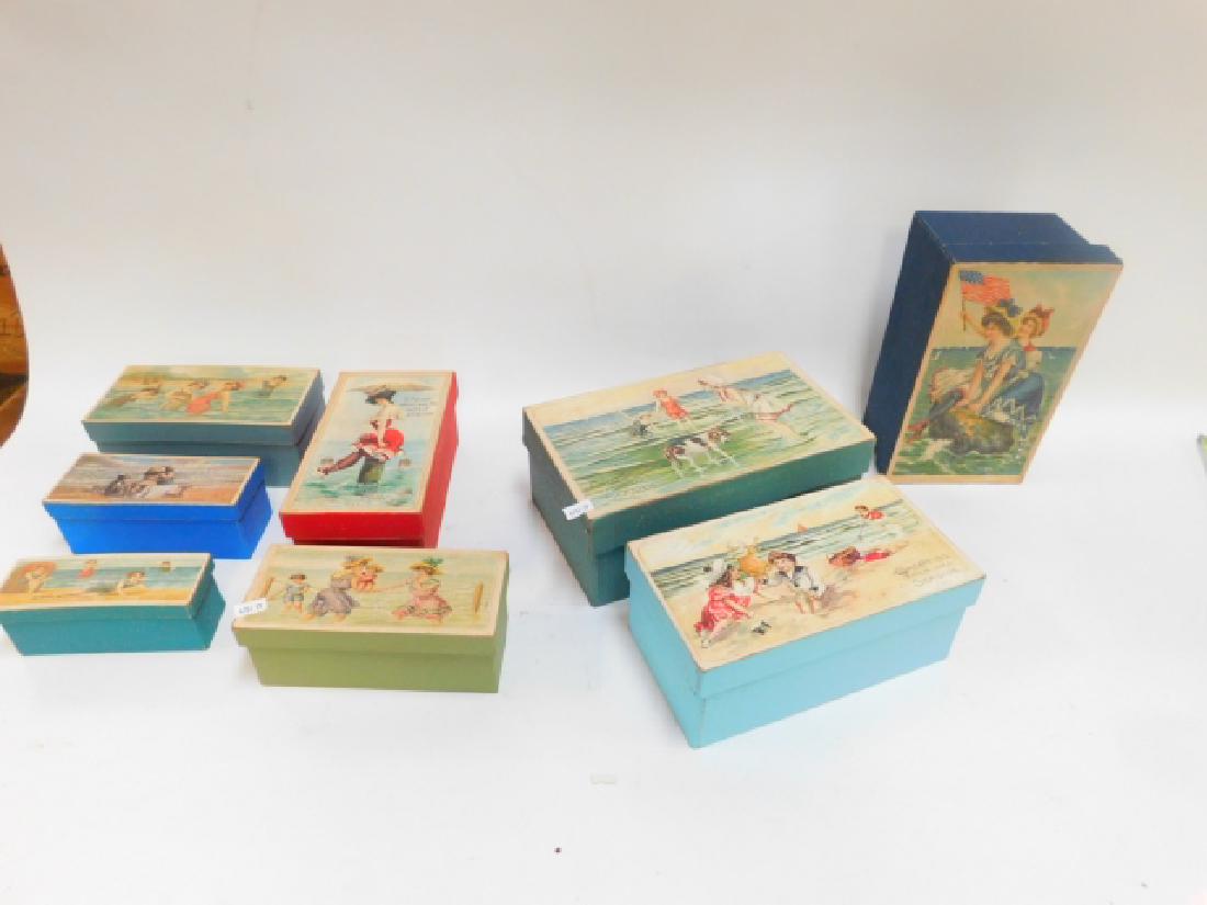 SET OF CONTEMPORARY DECORATIVE BOXES: DIFFERENT SIZES.