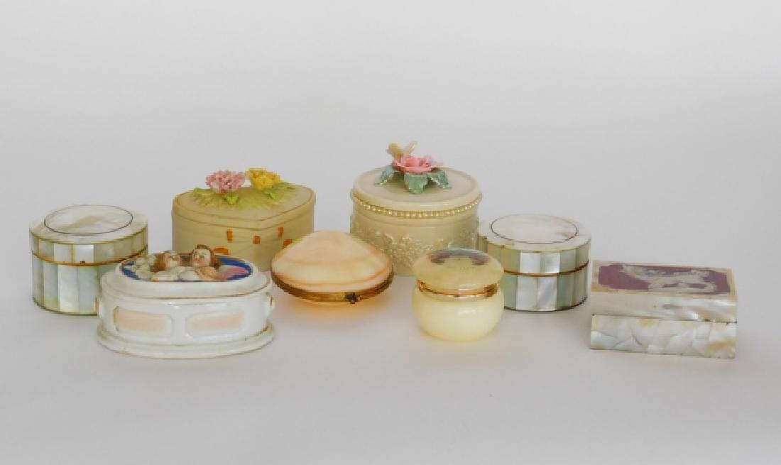 COLLECTION OF TRINKET BOXES: ONE MARKED LENOX. VARIOUS SIZES AND DESIGNS.
