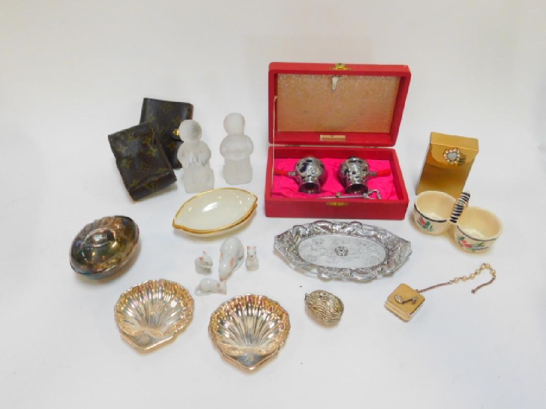 MISC COLLECTION OF DRESSER ITEMS: S/P COBALT BLUE SET WITH TRAY IN BOX. ACORN PENDANT WITH BLACK & WHITE PHOTO WITH LITTLE KEEPSAKE PERFUME/ASH VILE. GLASS FIGURES, SMALL SEASHELL TRAYS, AND MORE