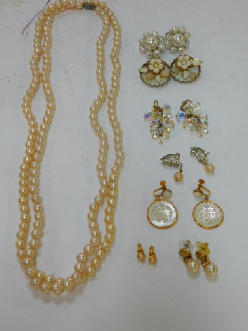 COLLECTION OF COSTUME JEWELRY: NECKLACE WITH PIERCED AND CLIP ON EARRINGS