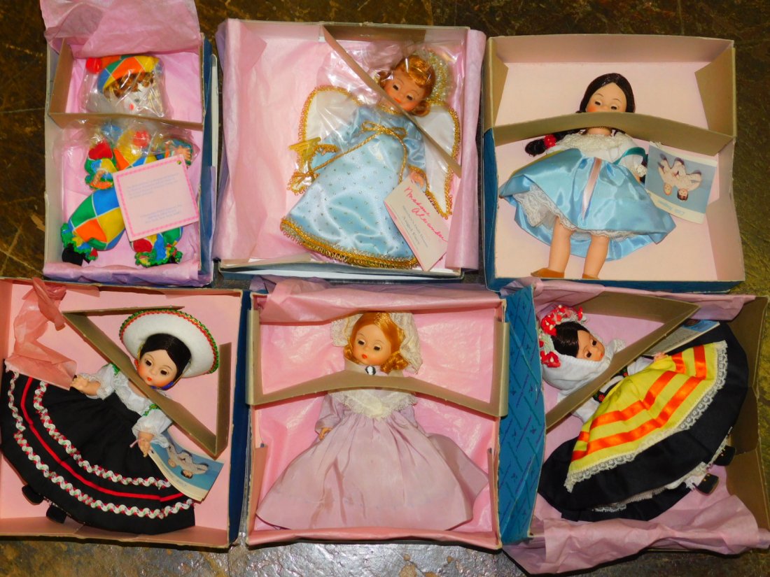 SIX MADAME ALEXANDER DOLLS (1 of 5)