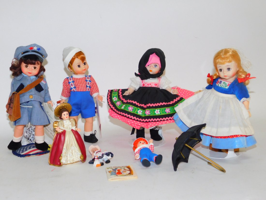 FIVE MADAME ALEXANDER DOLLS (1 of 3)