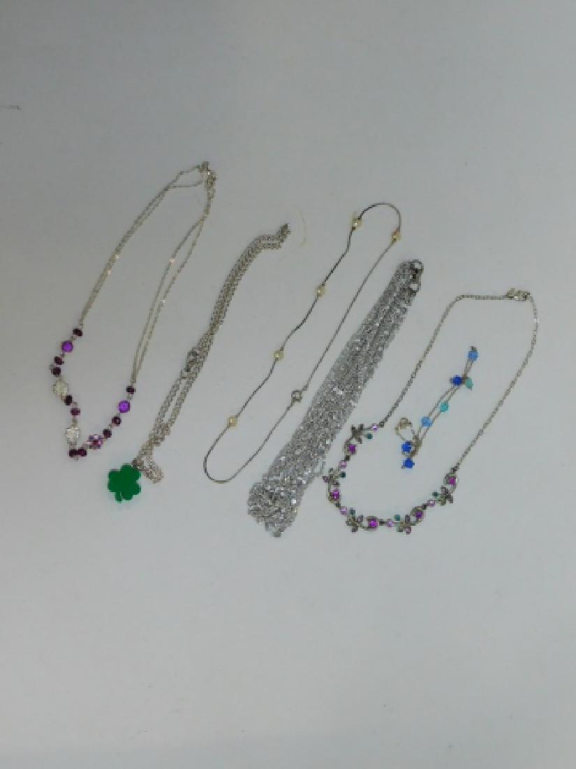 COLLECTION OF COSTUME NECKLACES: LOVELY BUNDLE OF GORGEOUS NECKLACES