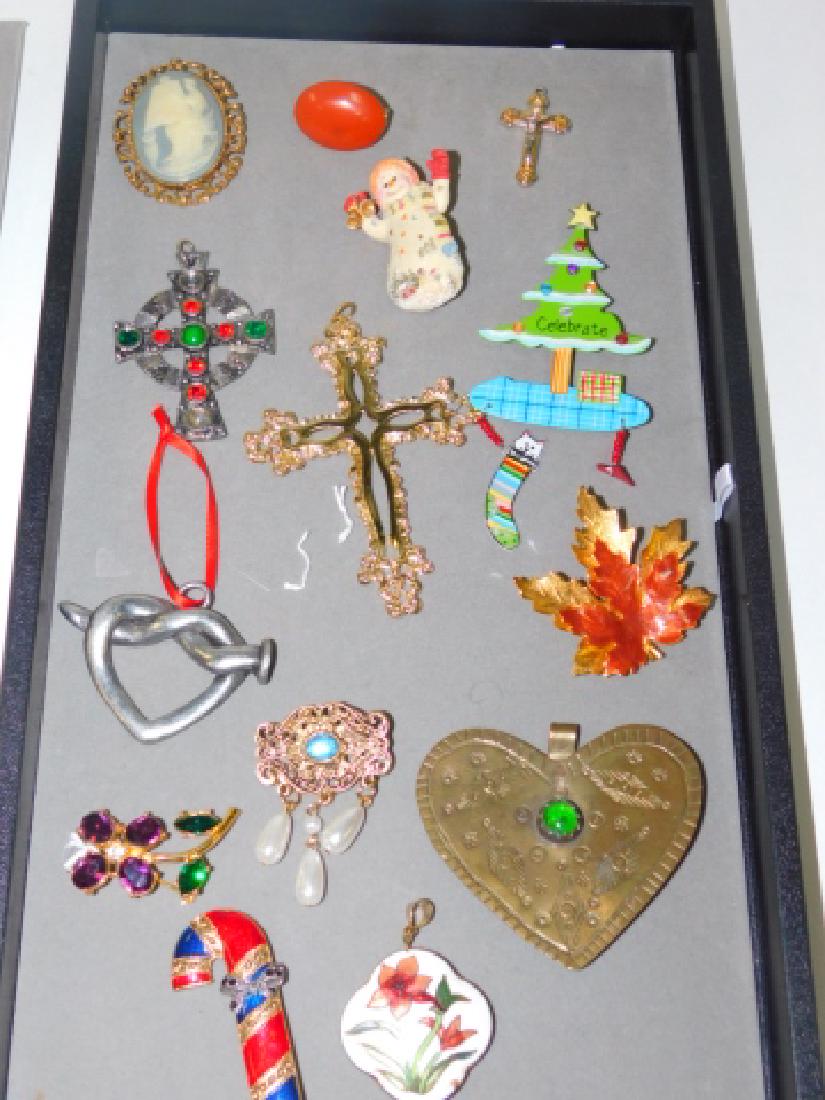 COLLECTION OF COSTUME PINS AND PENDANTS: WIDE VARIETY OF PINS AND PENDANT. BEAUTIFUL BUNDLE!