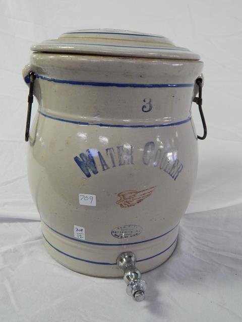 RED WING CROCKERY WATER COOLER #3: WITH LID AND HANDLES. NO CHIPS OR CRACKS VISABLE.