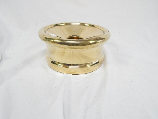 BRASS SPITTOON: 5" TALL.