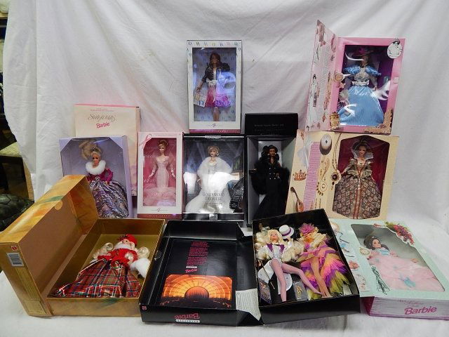 10 LIMITED EDITION BARBIES AND COLLECTORS DOLLS: JEWEL PRINCESS, HOLLYWOOD PREMIERE, ROCKETTES, SOUTHERN BELLE, GIBSON GIRL, DOONEY & BOURKE, MIDNIGHT TUXEDO BARBIES.