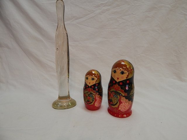 MADONNA GLASS STATUE AND RUSSIAN NESTING DOLLS: MADONNA IS 16" TALL.