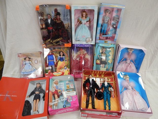 12 LIMITED EDITION AND COLLECTOR EDITION BARBIES: BOWLING CHAMP BARBIE, OLD OPRY BARBIE AND KEN, PINK ICE, SNOW WHITE, SHOPPING BARBIE, BIRTHDAY WISHES BARBIE, AND COOL COLLECTING BARBIE.