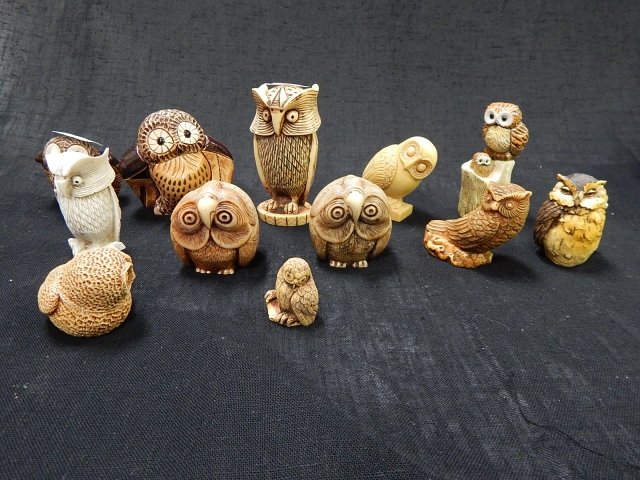 COLLECTION OF 12 COMPOSITION OWLS: COMPOSITION OWLS. TALLEST IS 3 3/4" TALL.