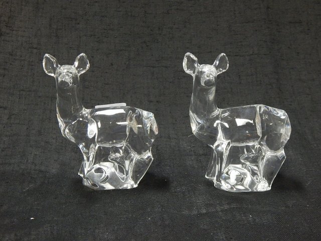 TWO ORREFORS GLASS DEER: CONDITION IS GOOD. 4 1/4" TALL.