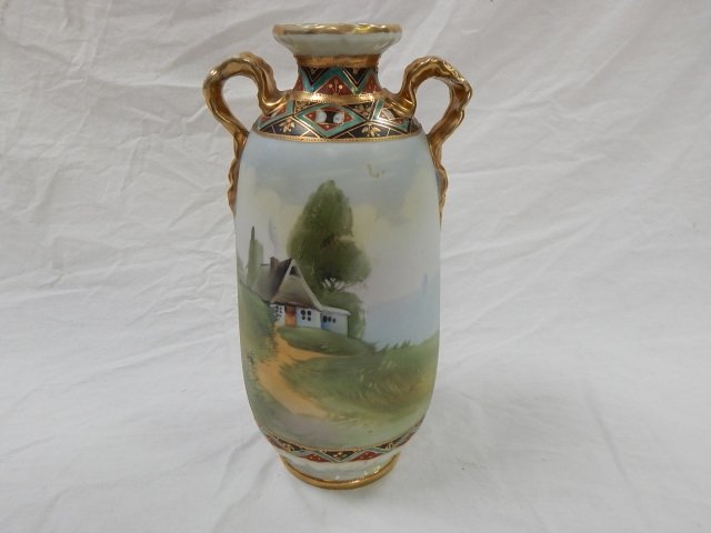 HANDPAINTED NIPPON VASE: 11 1/2" TALL. IN GOOD CONDITION.