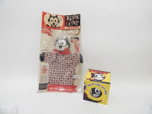 FELIX THE CAT PUPPET AND MUG: CONDITION AS SHOWN.