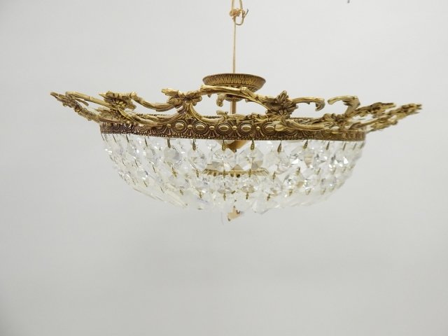 CRYSTAL AND BRASS FIXTURE: 24" WIDE