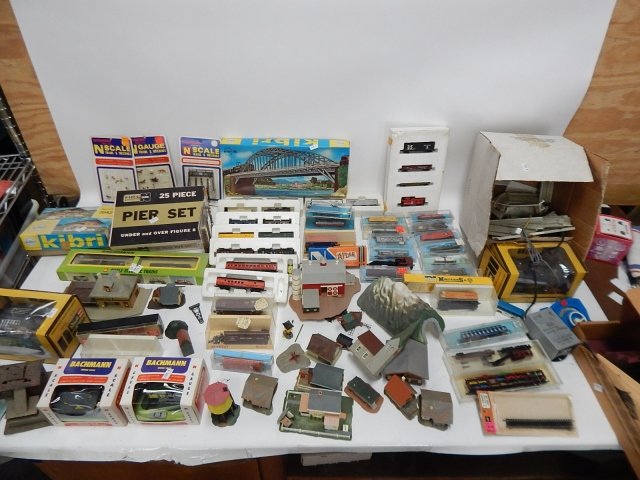 TRAIN COLLECTION: N GAGE, BACHMANN, REVEL, KIBRIN, HOUSES, BUILDINGS, CARS, SOME TRACK AS IS.