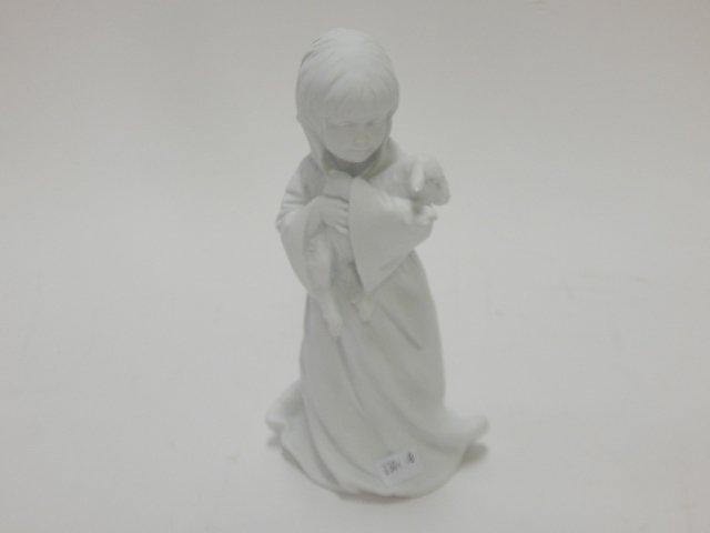 KAISER FIGURINE GIRL WITH A LAMB: #714411 WITH ORIGINAL BOX.
