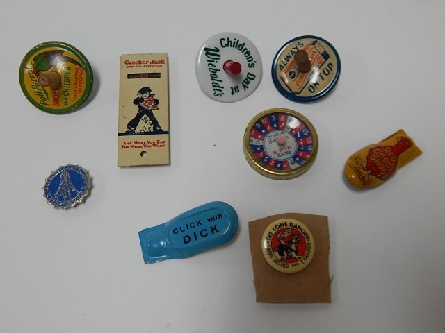 LOT OF ADVERTISING TOPS: POLL PARROT SHOES, CRACKER JACKS, RED GOOSE SHOES, AND OTHERS