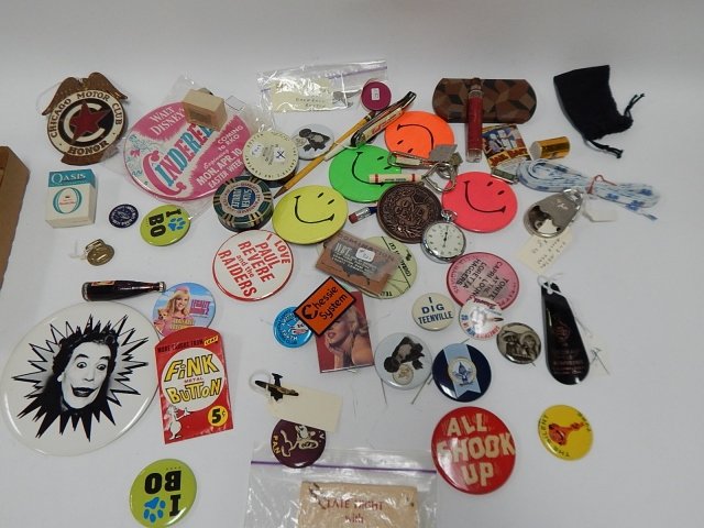 COLLECTION OF PINS: RED GOOSE SHOES, LATE NIGHT WITH DAVID LETTEREMAN AND MUCH MORE.