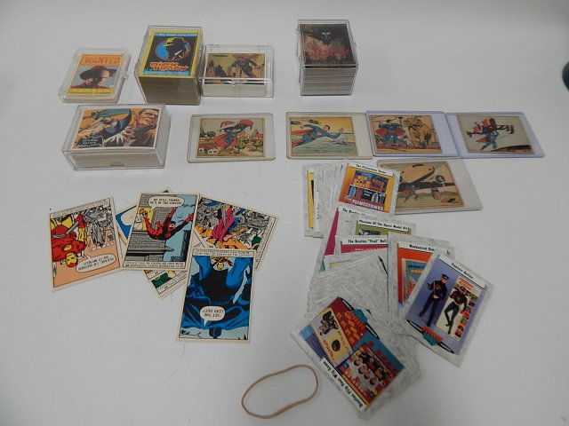 LOT OF COLLECTOR CARDS (1 of 5)
