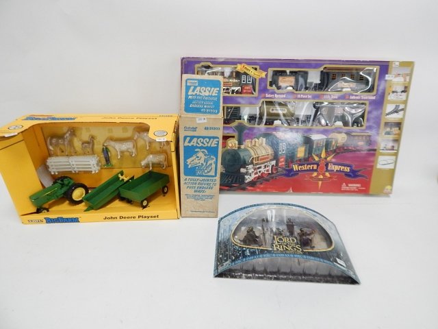 ASSORTED TOYS (1 of 5)