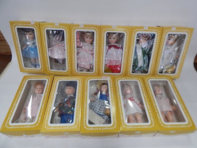 EFFANBEE DOLLS LOT OF 11 PIECES: 1402, 1412, 1401, 1407, 1404, 1405, 1053, 1055, 1414, 7633, 1051 ORIGINAL BOXES.