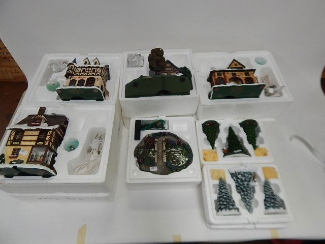 HAWTHORNE VILLAGES: POST OFFICE, PET STORE, TRAIN STATION, FALL BROOK, FLORIST. NO BOXES. SIX PIECES IN LOT.