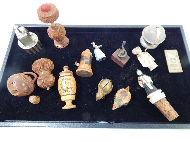 SEWING COLLECTIBLES AND MINIATURES: HOOVER TAPE MEASURE, ADVERTISING NEEDLE CASES, COMPOSITION SEWING KIT ITEMS, BOTTLE STOPPER, COOKIE CUTTER