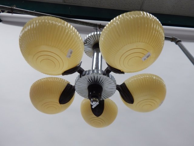 DECO SLIPPER SHADE FIXTURE: 14" TALL X 18" WIDE.