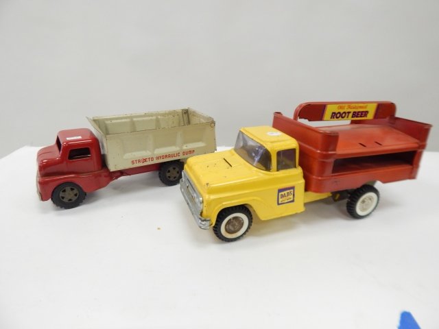 DADS ROOT BEER TRUCK AND STRUCTO TRUCK: MINOR CHIPS AND PAINT AND CRACKS