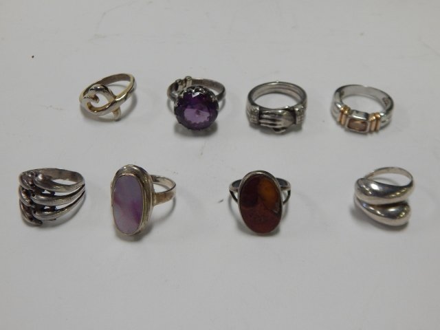 8 STERLING SILVER RINGS (1 of 4)